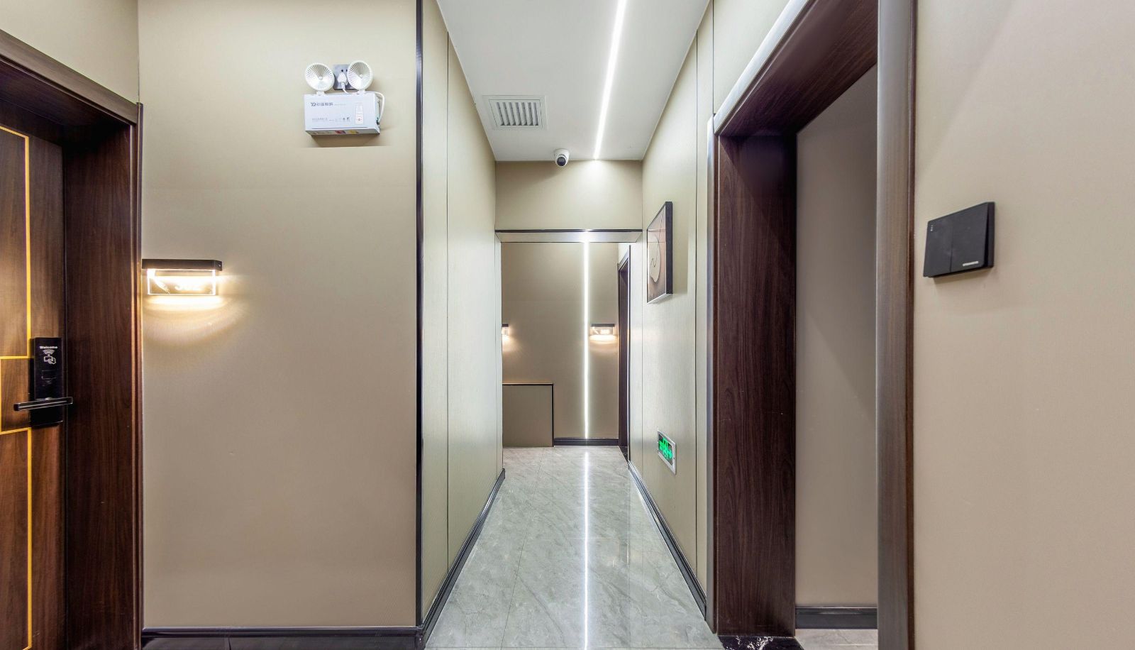 Area esterna dell'hotel - July Luxury Hotel (Changfeng North America Branch)