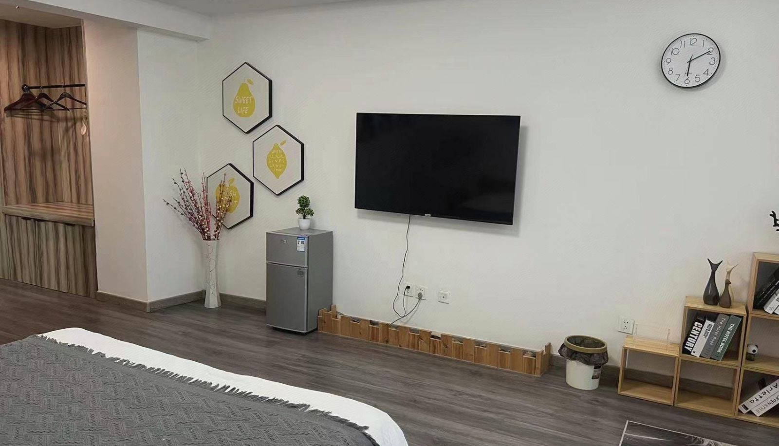 Zimmer - Xiyu · rain Light Luxury Hotel (New Railway Station Store)