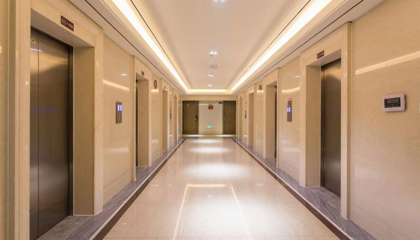 Area esterna dell'hotel - Huaxiang Hotel