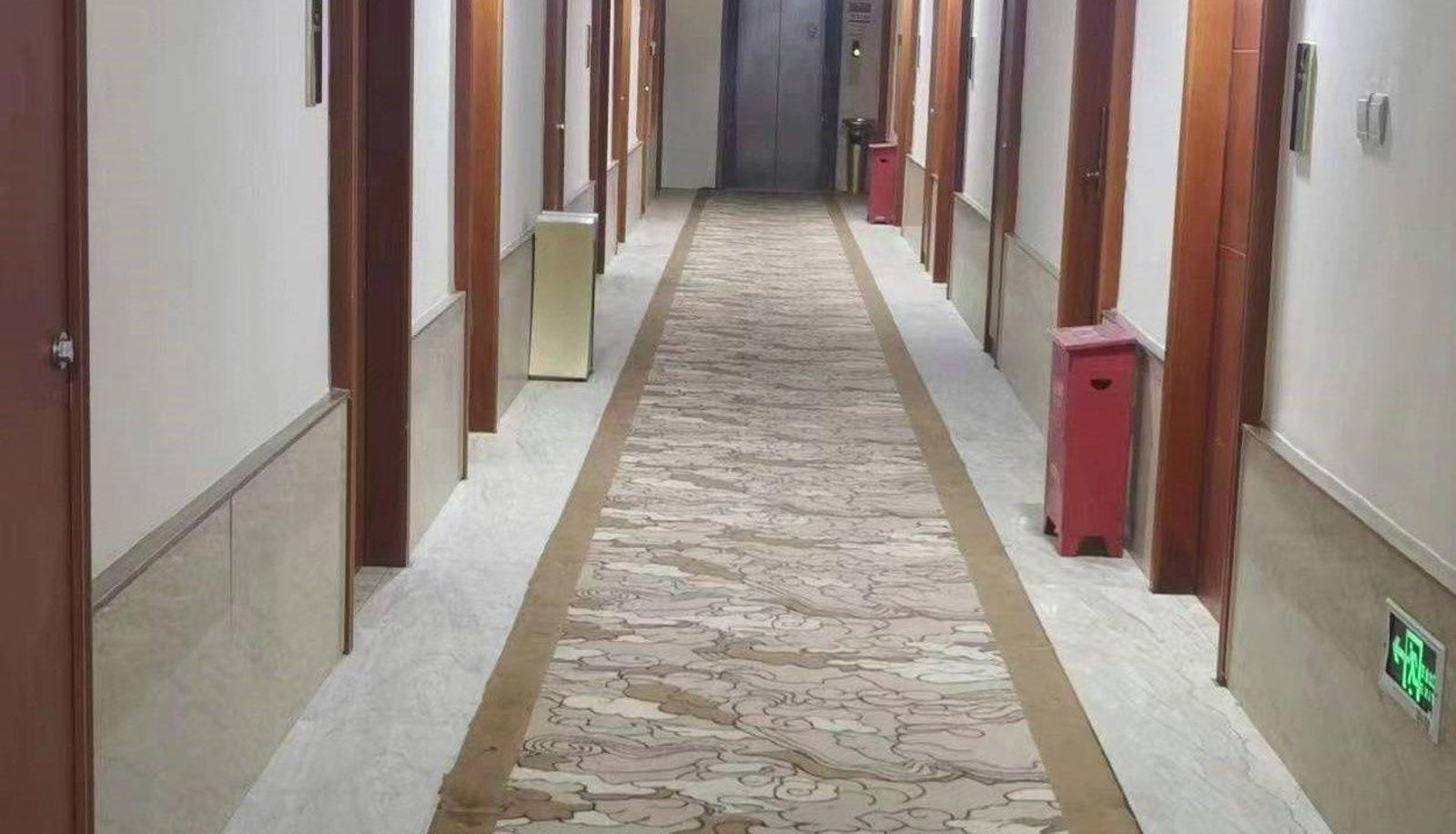 Zona exterior del hotel - Yining Hanjia Hotel