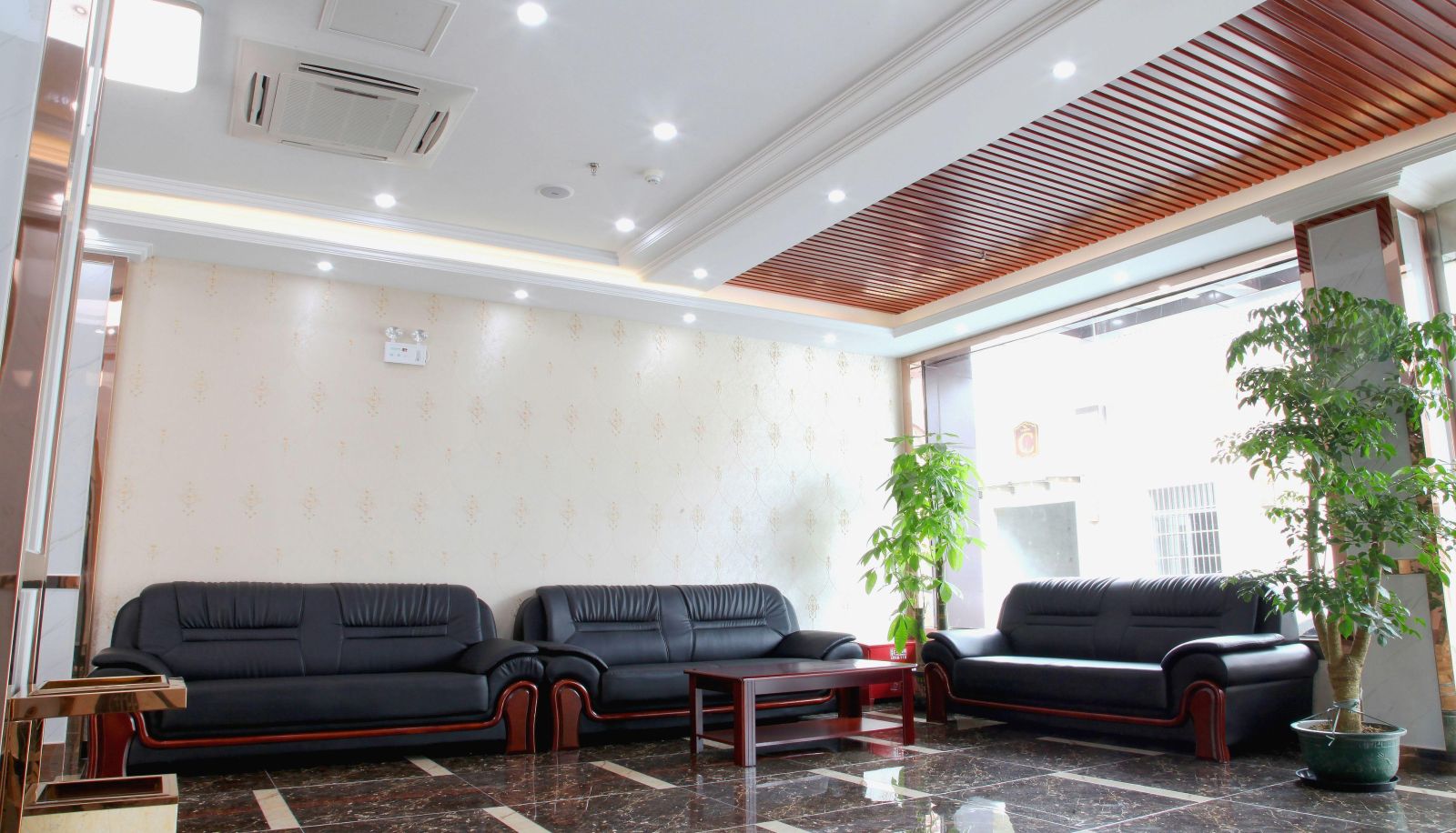 Zona exterior del hotel - Nanjing Liujiu Garden Hotel (Lukou Airport Branch)
