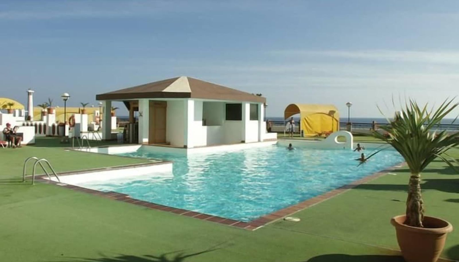 Zwembad - Palm Garden Apartments