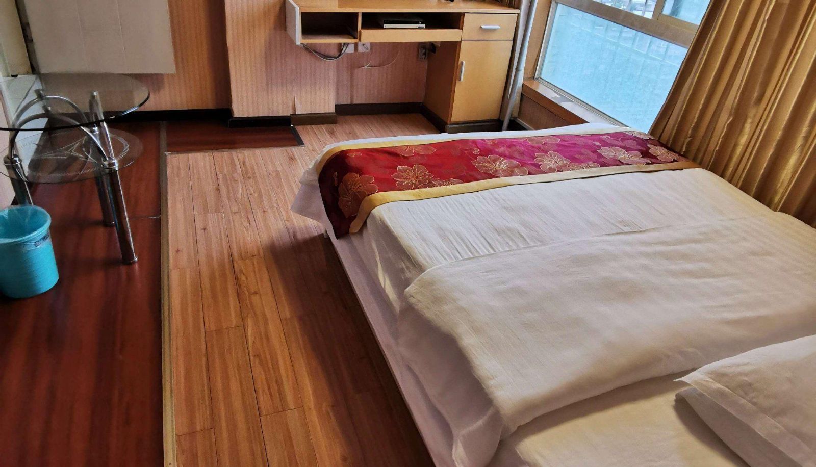 Area esterna dell'hotel - Starlight Holiday Inn