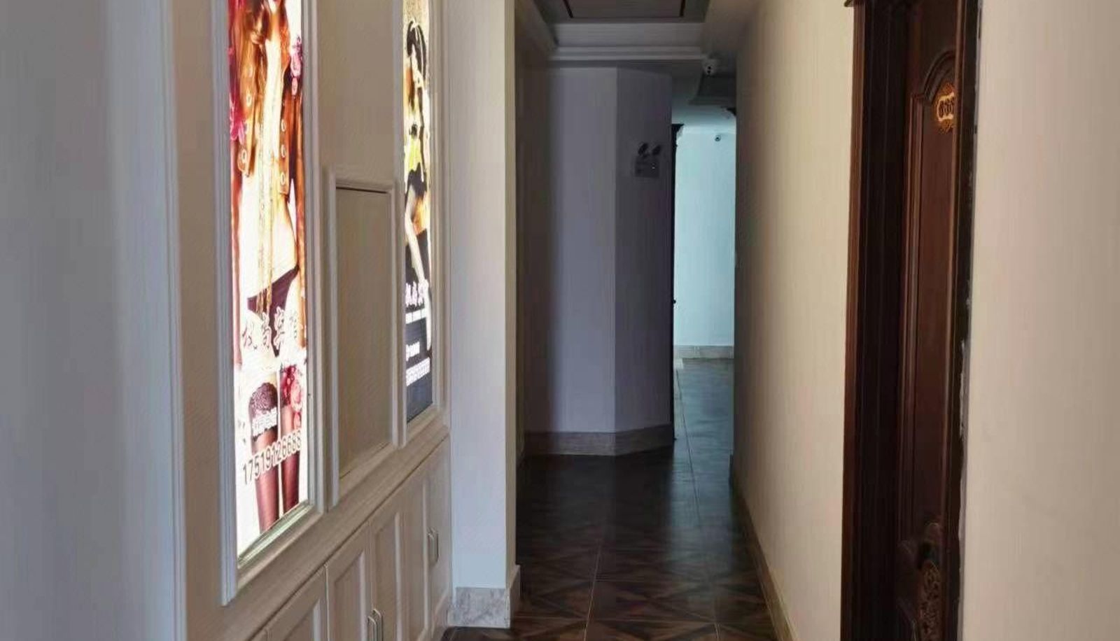Zewnętrzna część hotelu - Fengshang Hotel