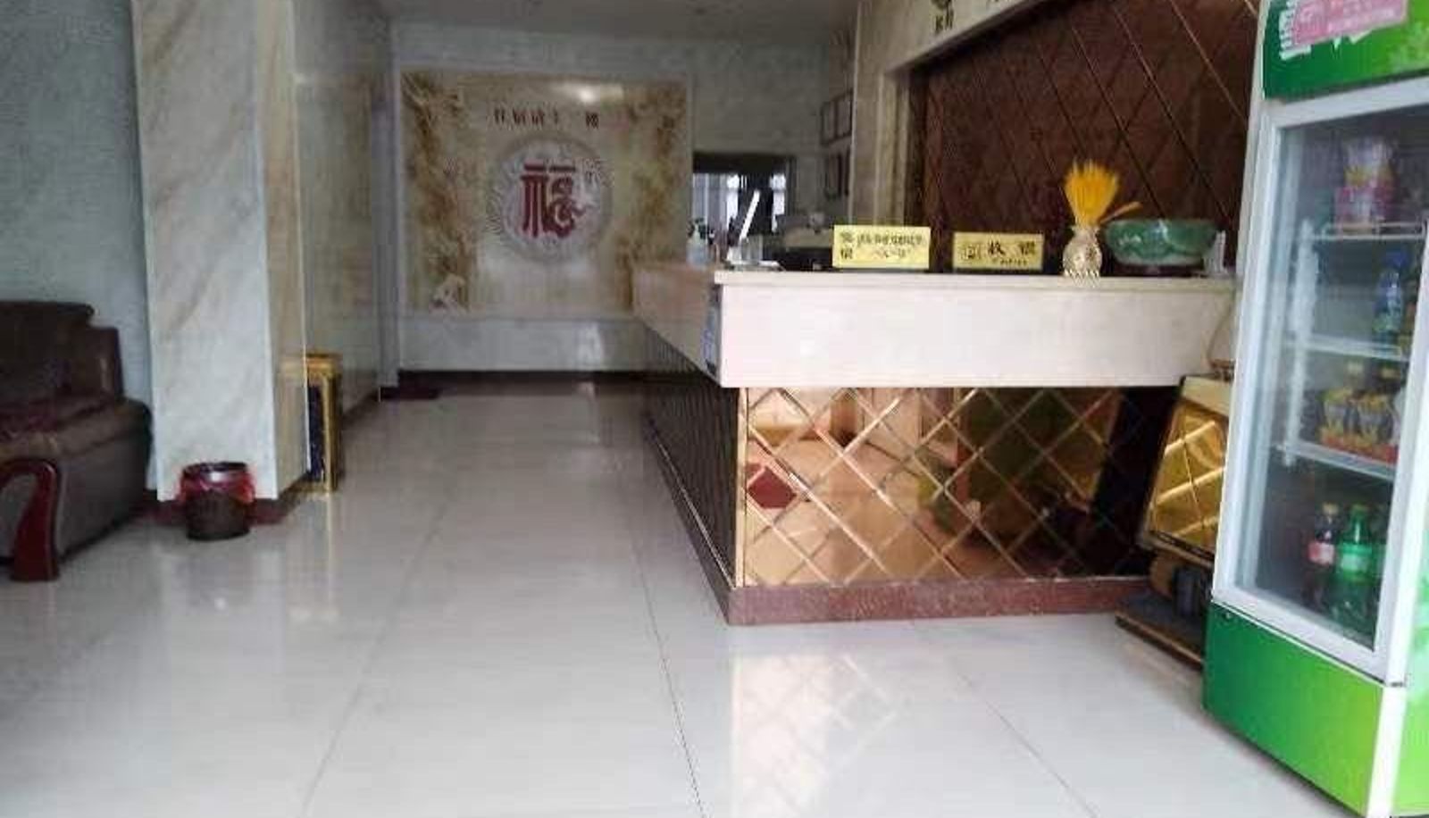 Zona exterior del hotel - New Space Hotel