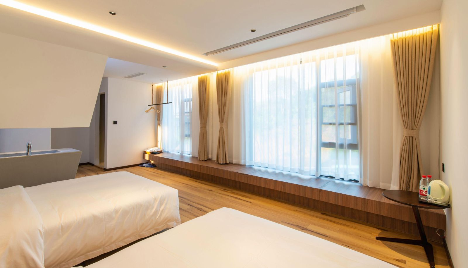 Zimmer mit Bergblick - Accompanying Moon Art Hotel