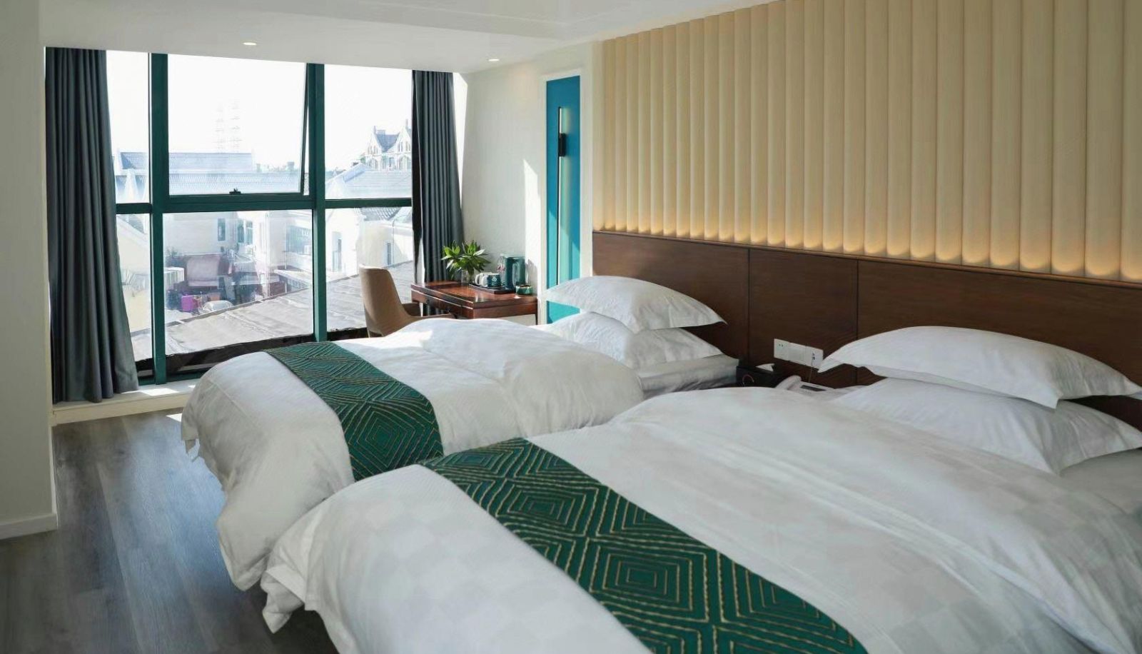 Business-kamer - Home Inn - Shanghai Sheshan Happy Valley Ruibai Cloud Hotel