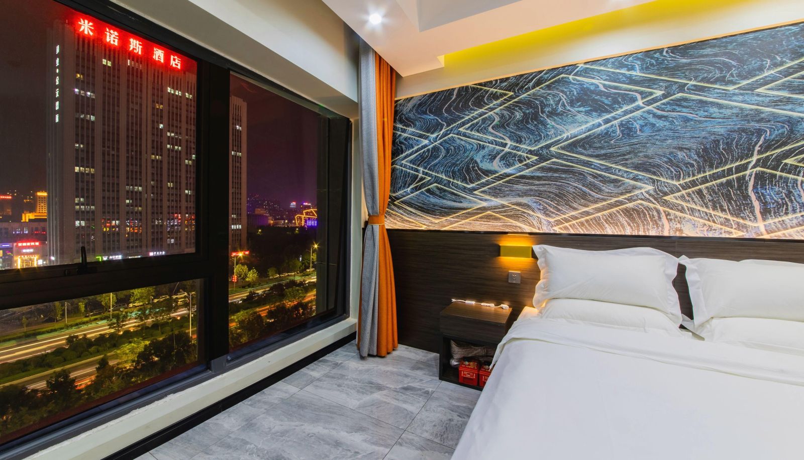 Camera business - Xinxiang Gemini Hotel (Baolong Square Branch)
