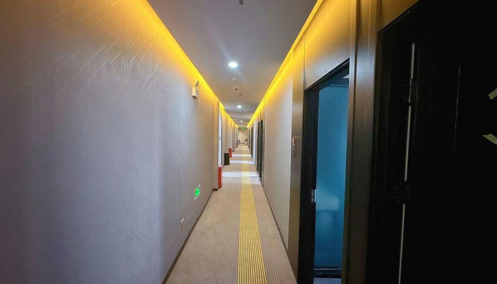Hotel Außenbreich - 7 Days Hotel (Beijing Chaoyang High Speed Railway Station Shilibao Subway Station Store)