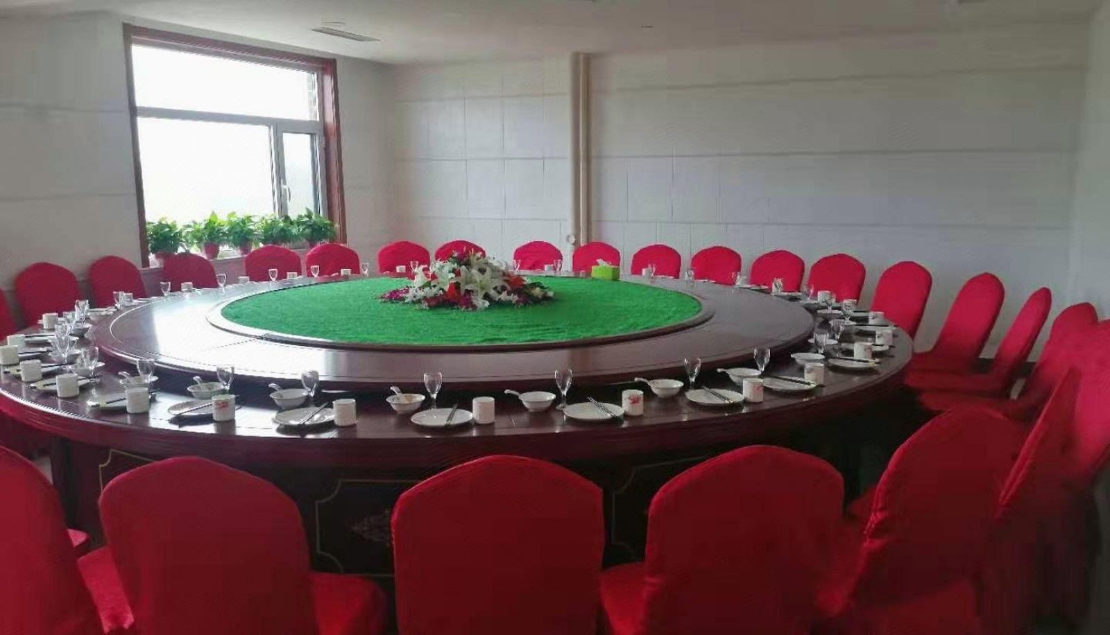 Buitenruimte van het hotel - Yunfan International Hotel