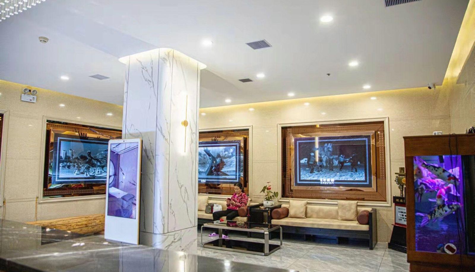 Hotel outdoor area - Pavel Hotel