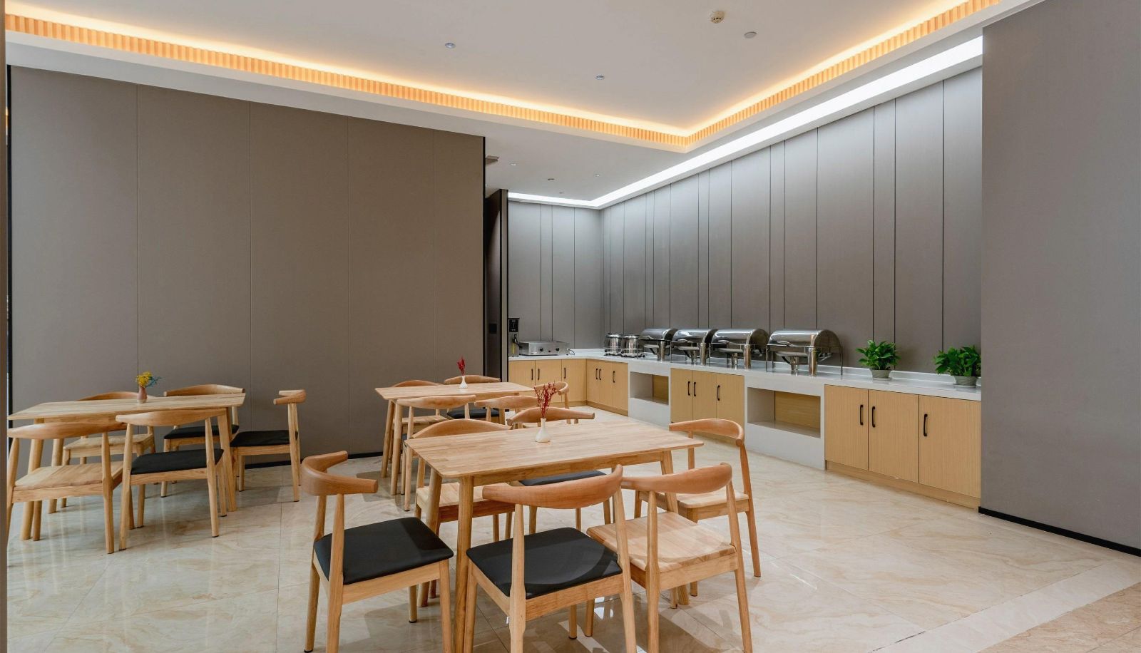 Hotel outdoor area - Home Inn - Guangzhou Panyu Qifu High Speed Railway South Station Huayi Zhilv Hotel