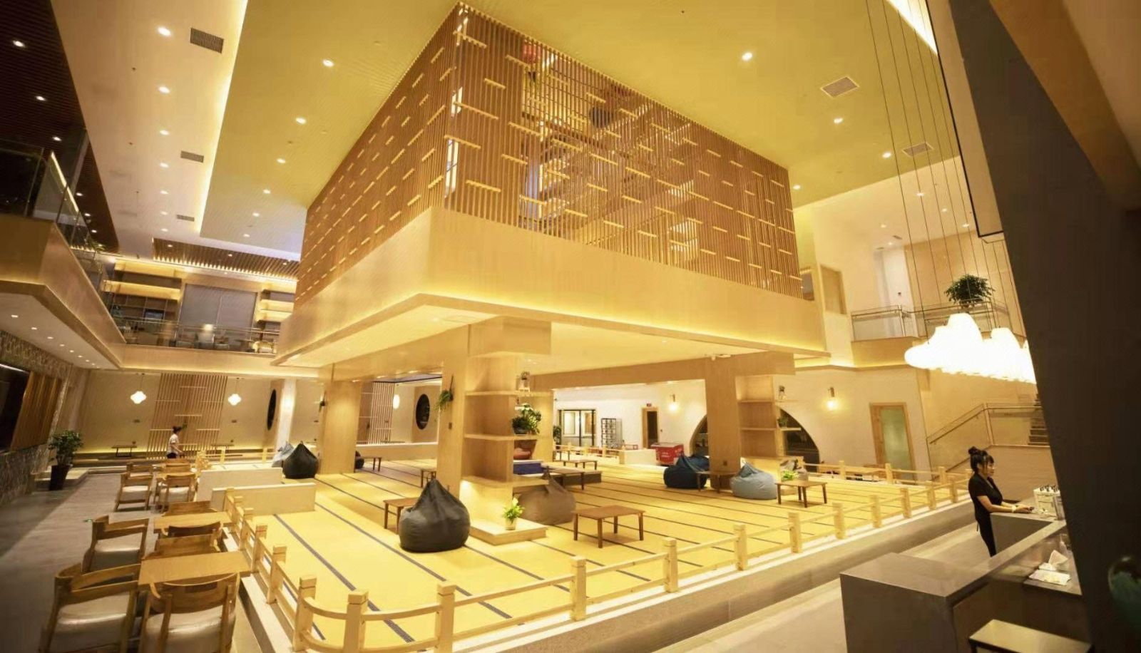 Zewnętrzna część hotelu - New Diaoyu Island Business Hotel (Satellite Plaza Store)