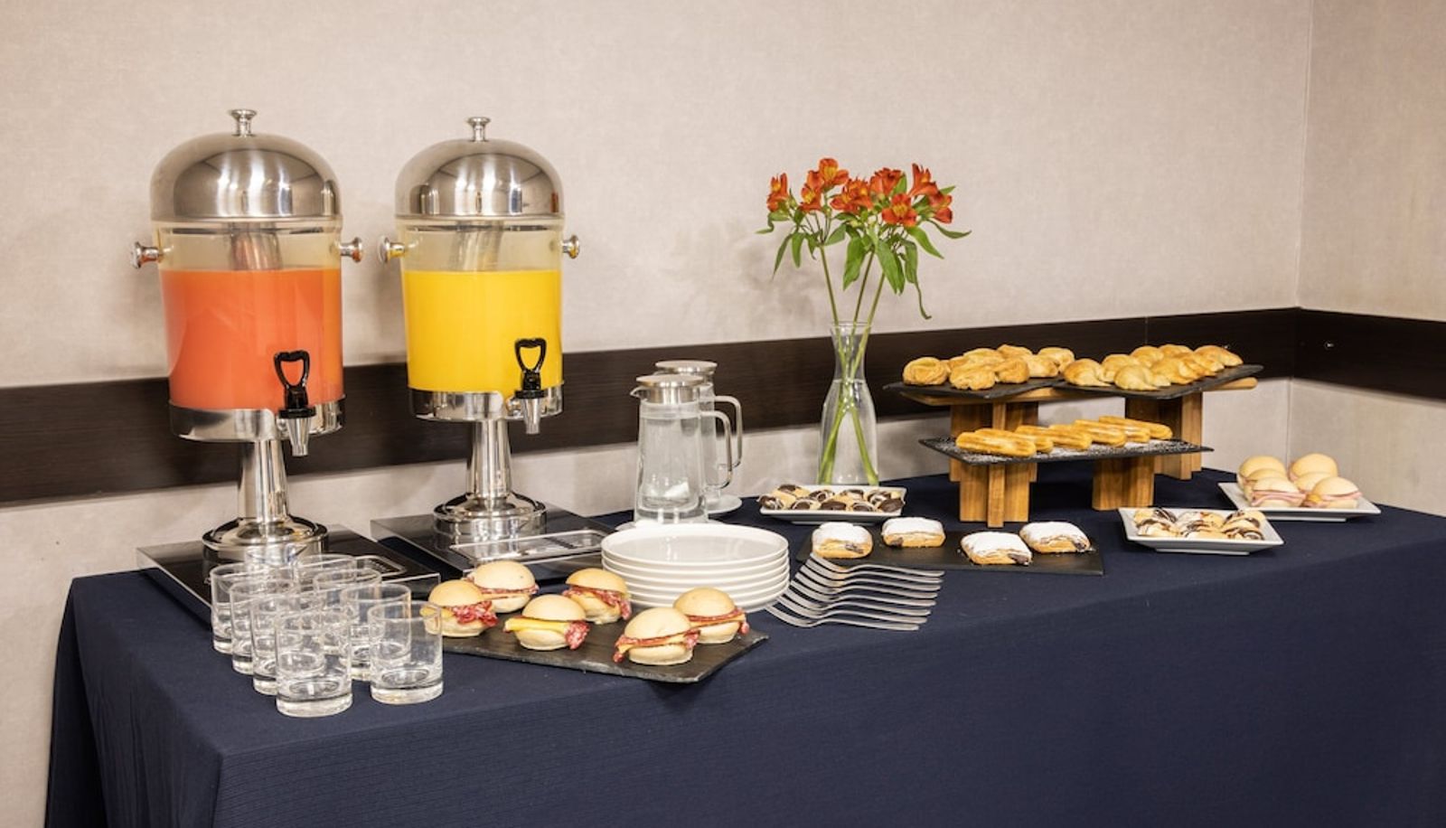 Meeting room - Holiday Inn Express PUERTO MADERO by IHG