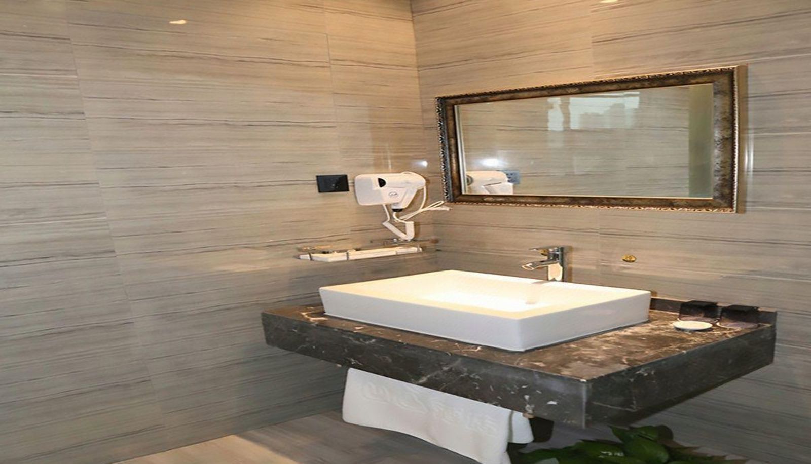 Camera business - Shanghai No.1 Hotel (Shanghai Songjiang Wanda Plaza Branch)