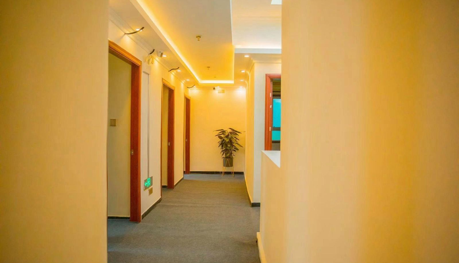 Hotel outdoor area - Lehui Business Hotel (Xuzhou High Speed Rail Station Store)