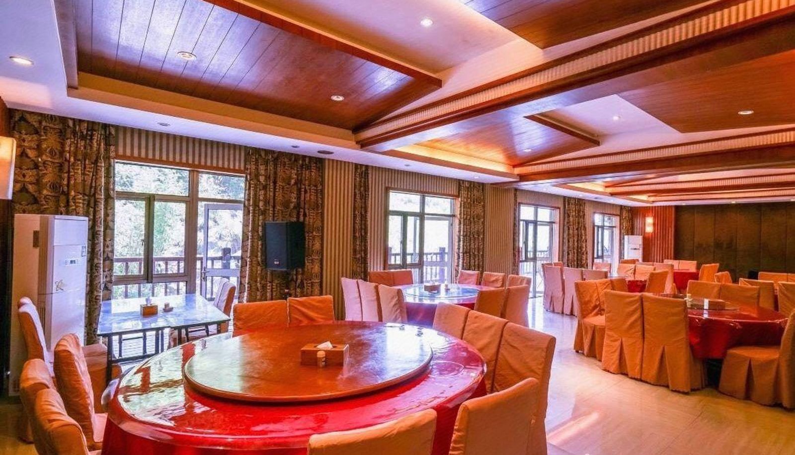Area esterna dell'hotel - Contactless Future Hotel (Qiandao Lake Scenic Area Store)