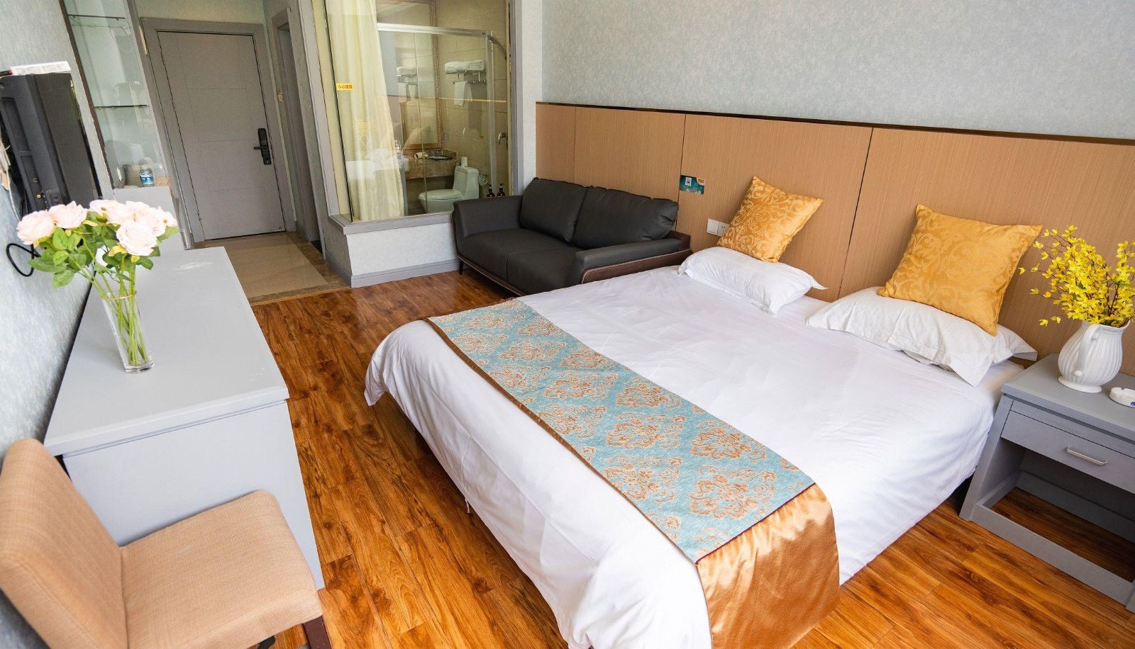 Business room - Huazunzhen Selected Business Hotel (Tangdao Bay Branch)