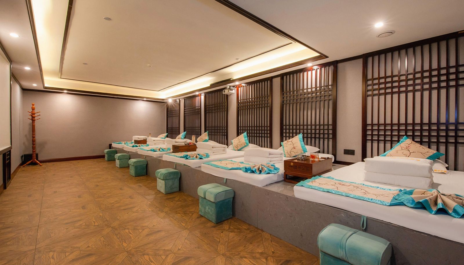 Zewnętrzna część hotelu - Fenghua Hotel