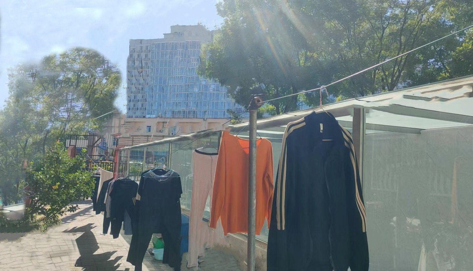 Zewnętrzna część hotelu - Xinshengyuan Hotel (Beijing Renmin University Store)
