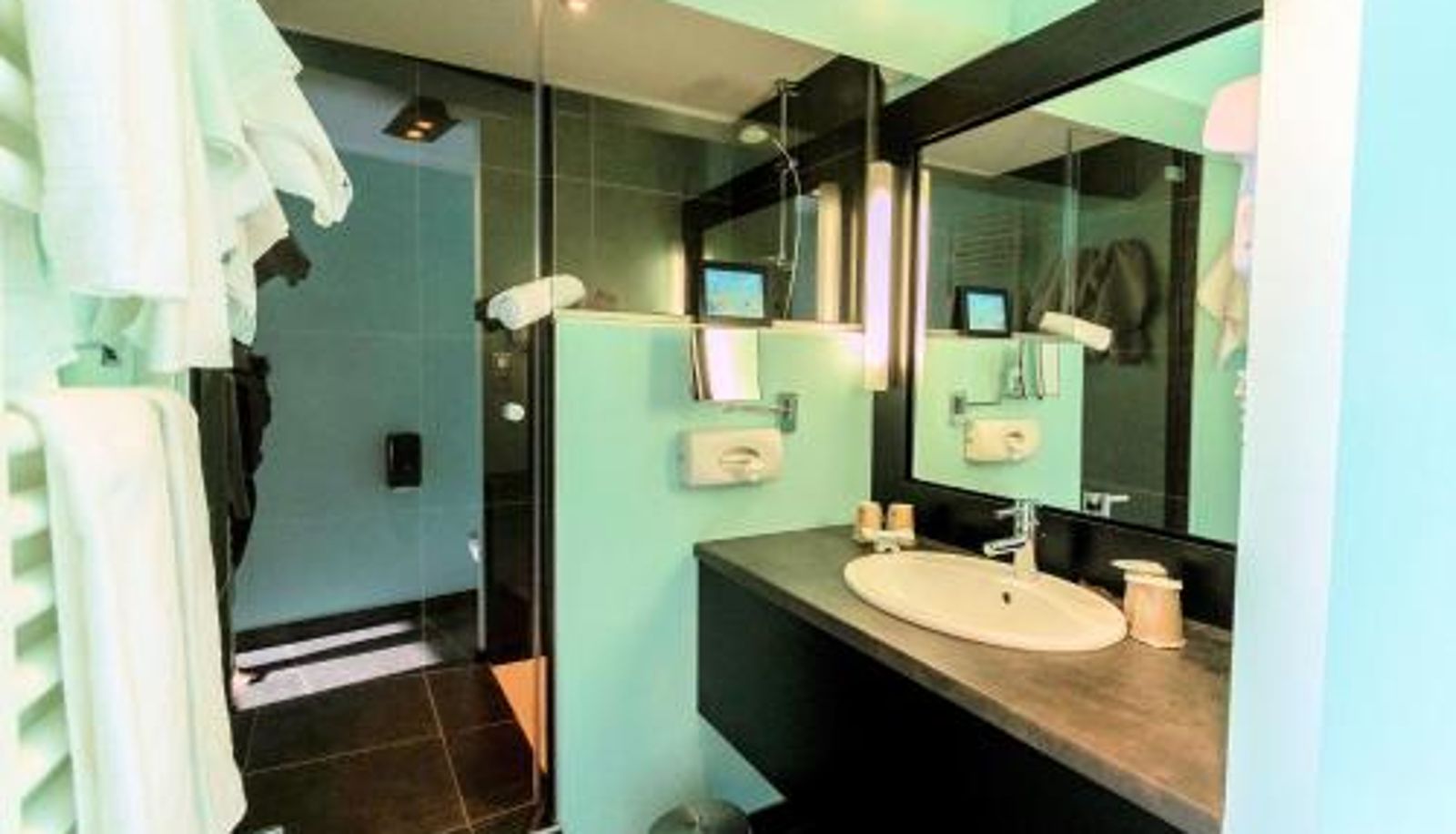 Badezimmer - Logis Clair Matin Resort & Spa Logis