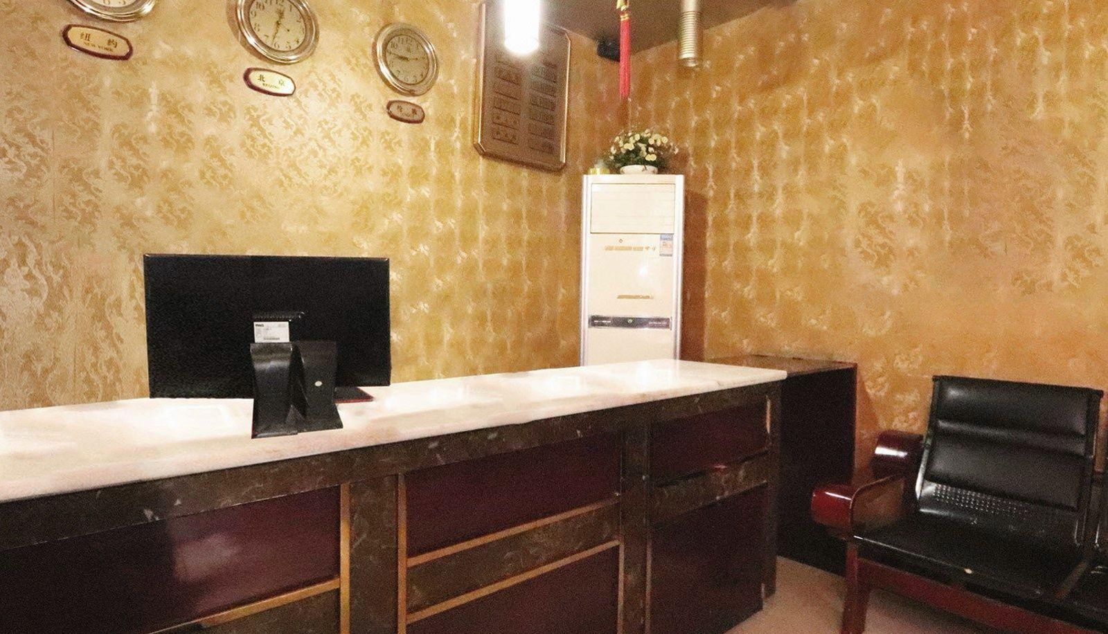 Area esterna dell'hotel - Xinhai Business Hotel