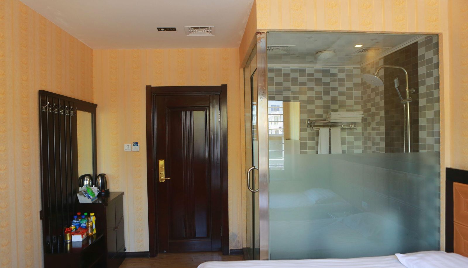 Jintai Business Hotel