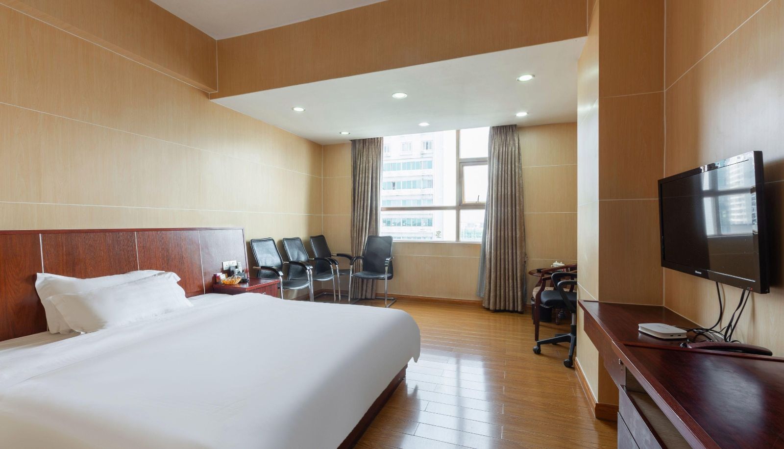 Camera business - Dingli Holiday Hotel