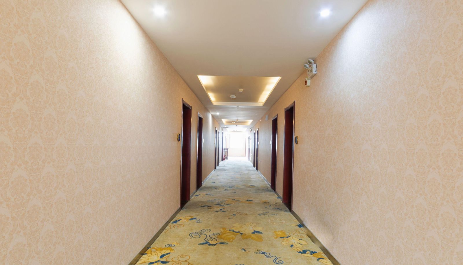 Zona exterior del hotel - Light Stay · Yuexiang Hotel (Fengcheng 7th Road Branch of Xi'an North Railway Station)