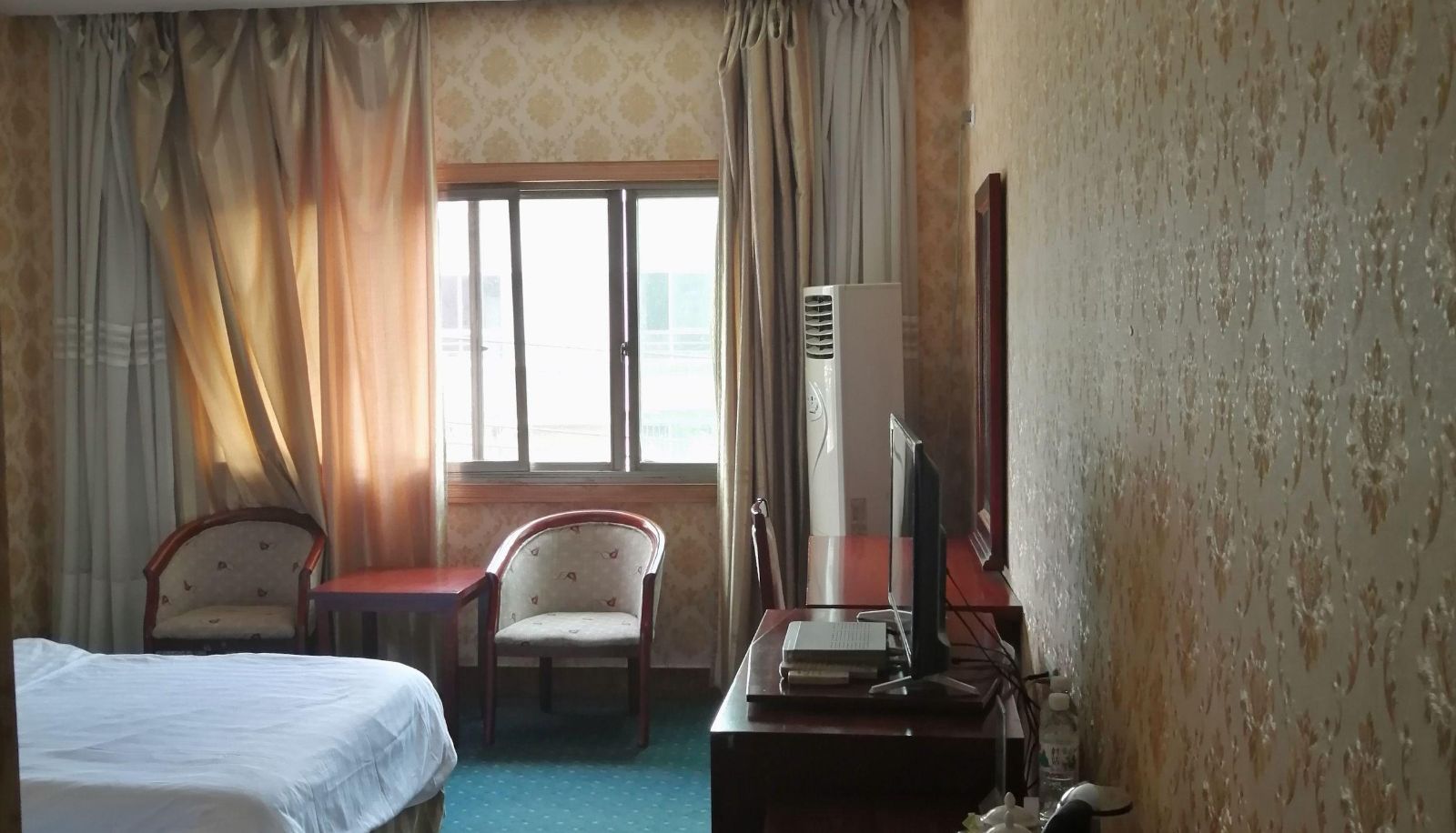 Kamer - Golden Harbor Hotel