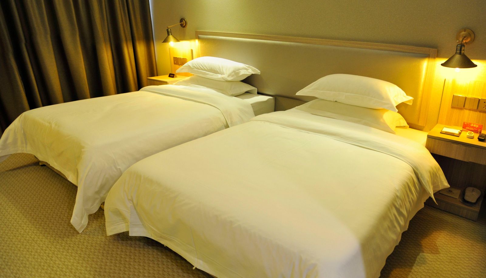 Camera business - Green Garden Business Hotel
