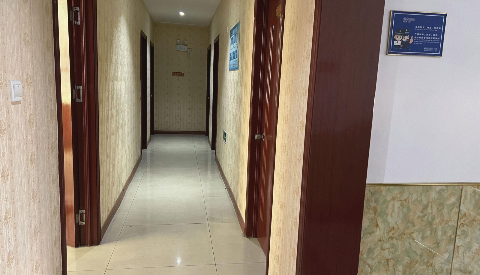 Buitenruimte van het hotel - Futang Business Hotel (Lanshan Bus Station Store)