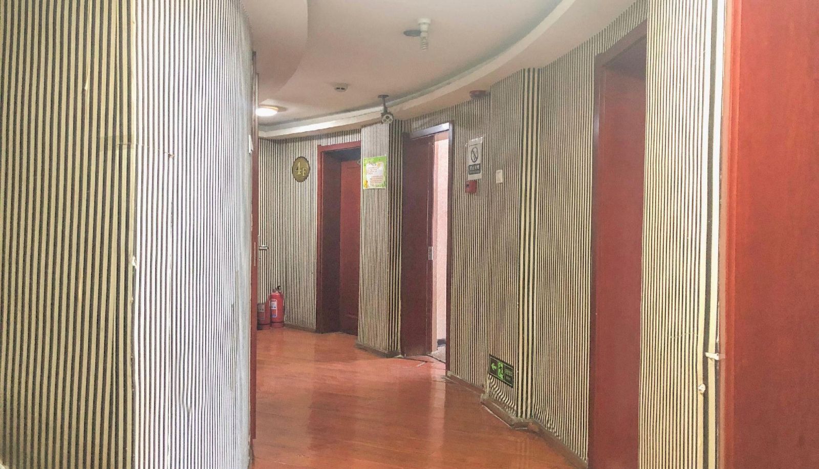 Area esterna dell'hotel - Hongge Hotel