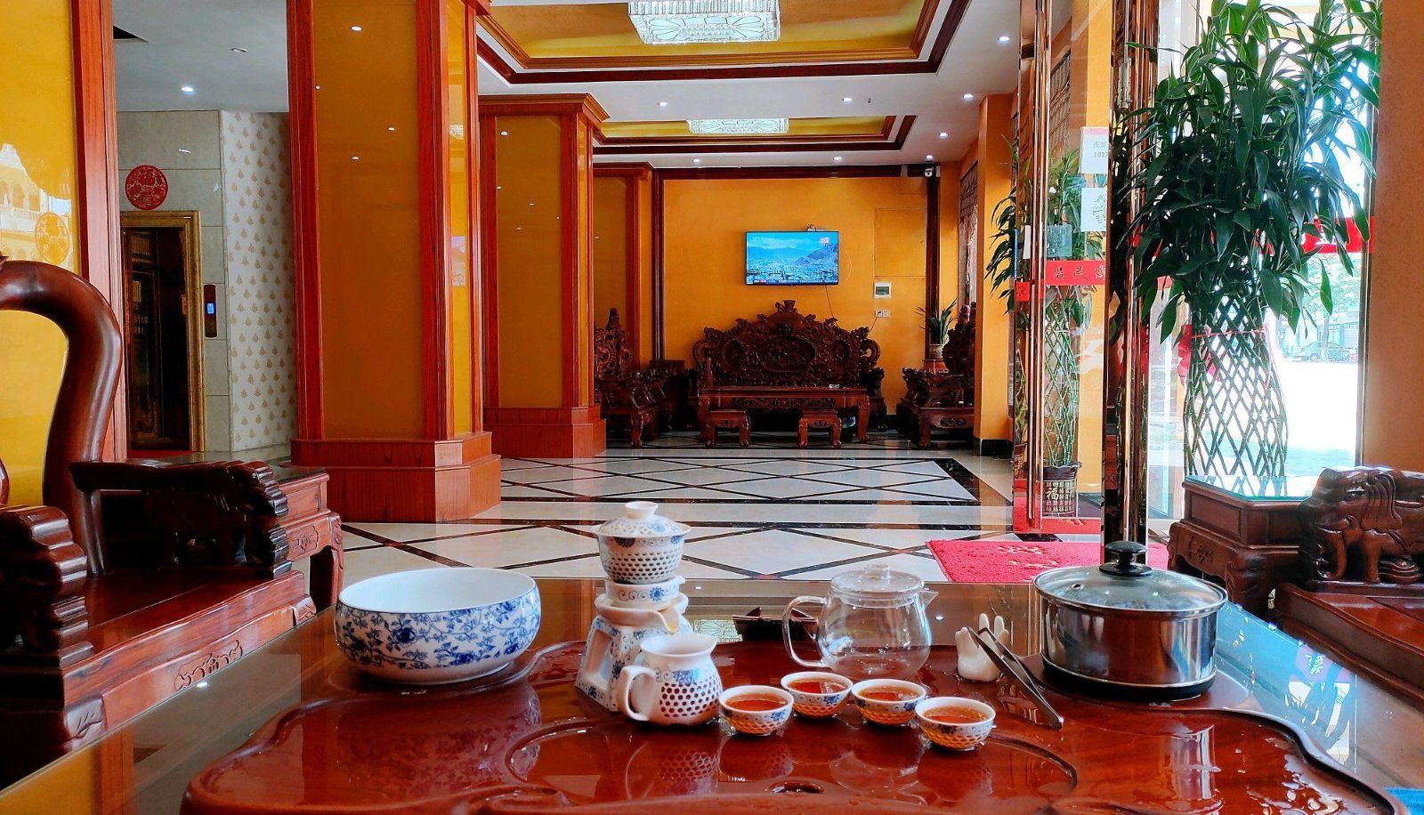 Hotel outdoor area - Yimin Hotel (Wanwei Jintan Branch)