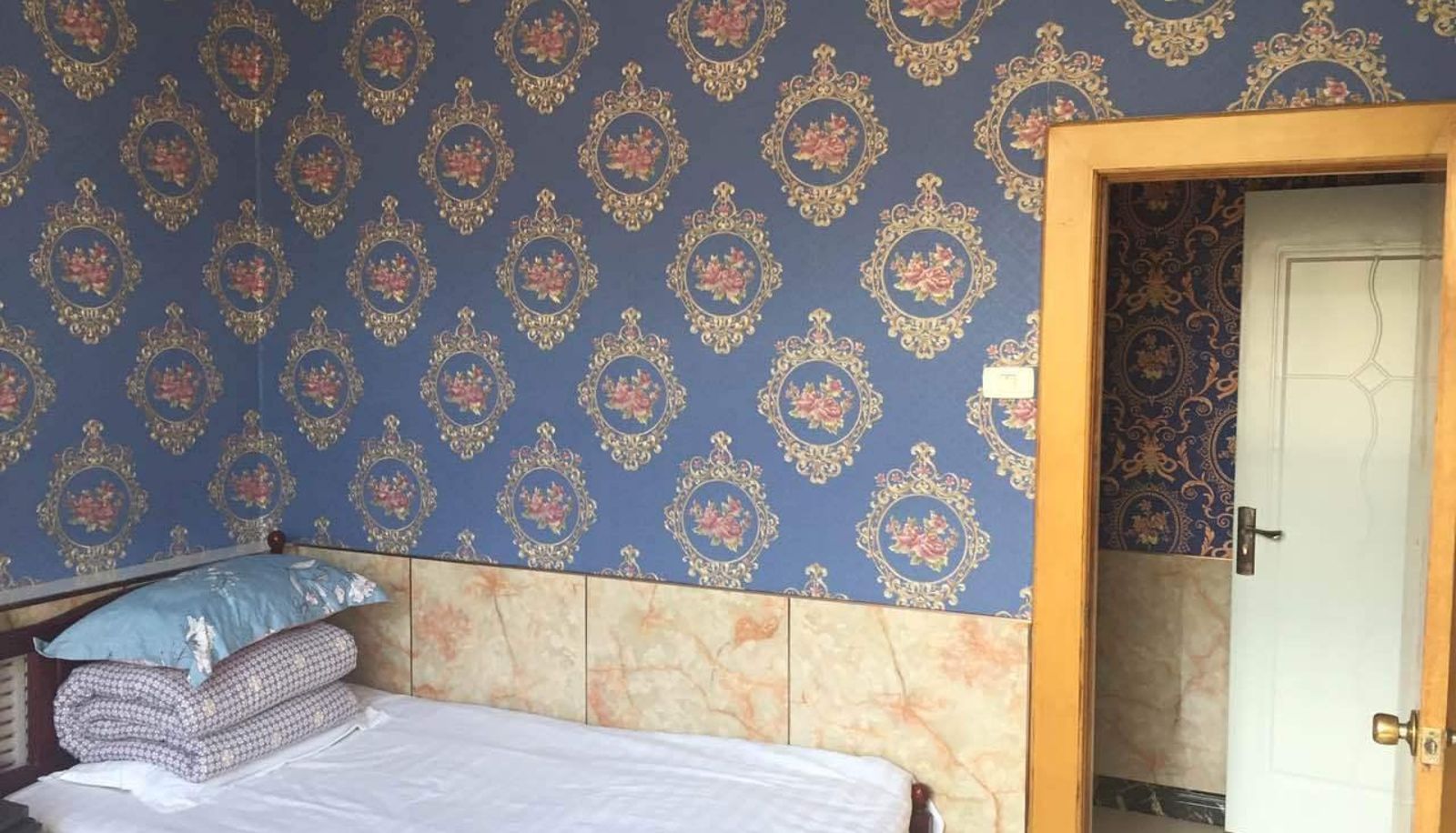 Honghu Hotel