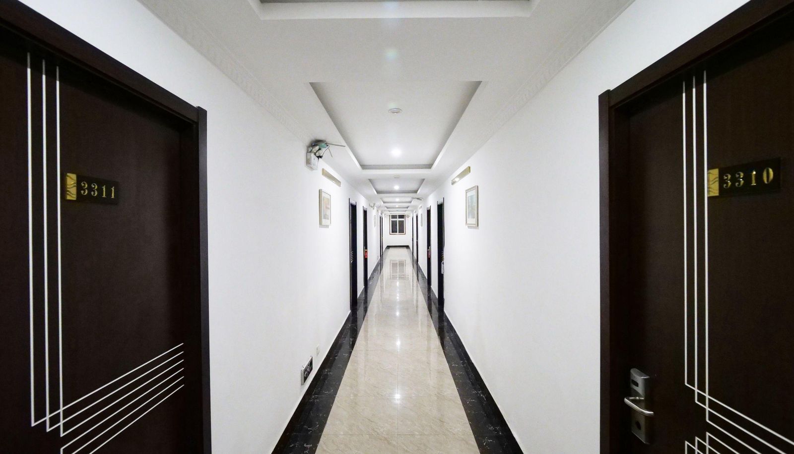 Hotel outdoor area - Jiqing Business Hotel (Xiyuanzhuang Branch)