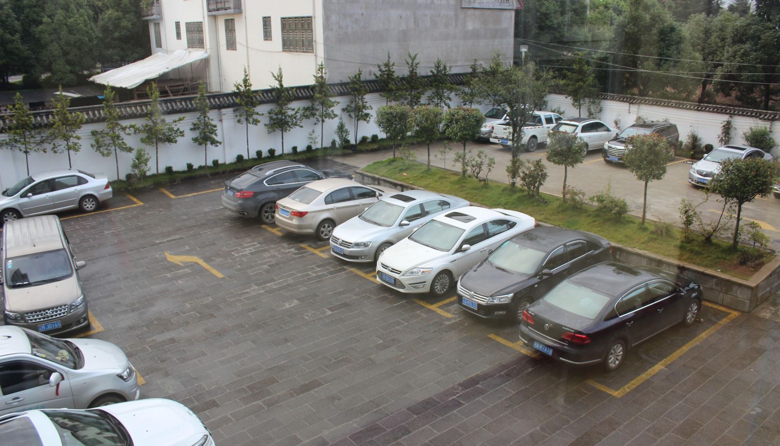 Hotel outdoor area - Yongju Hotel