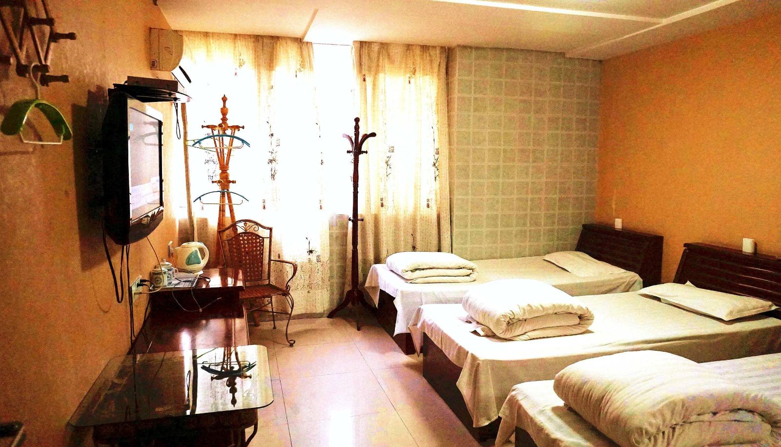 Zimmer - Laibao Hotel (City First Hospital Branch)