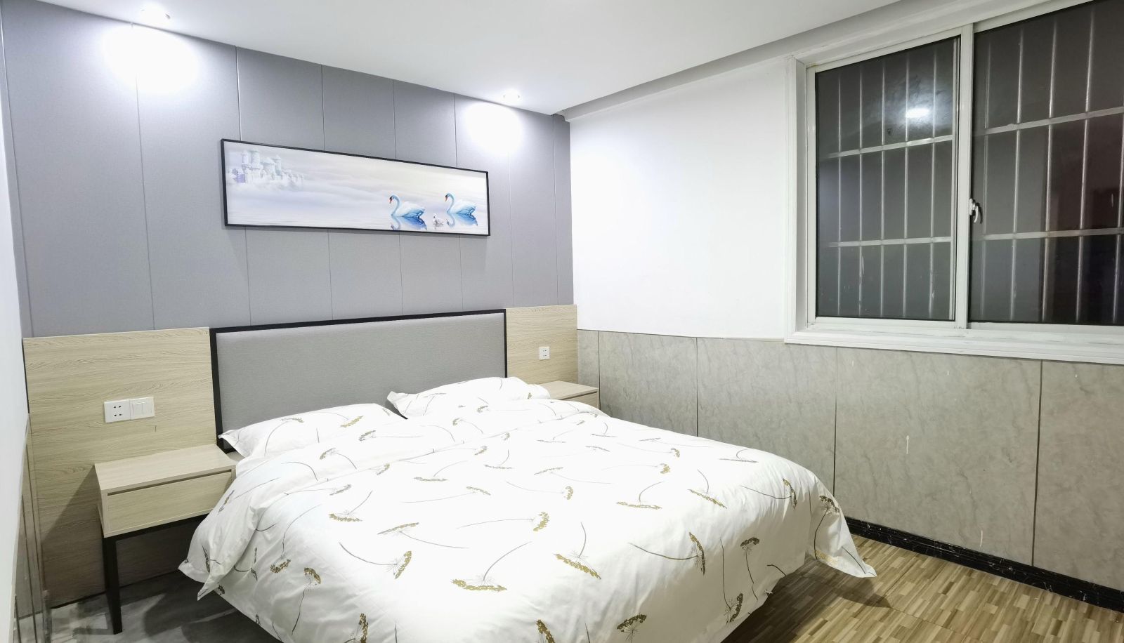Camera business - Meet Fashion Hotel (Xinyu Road Branch)