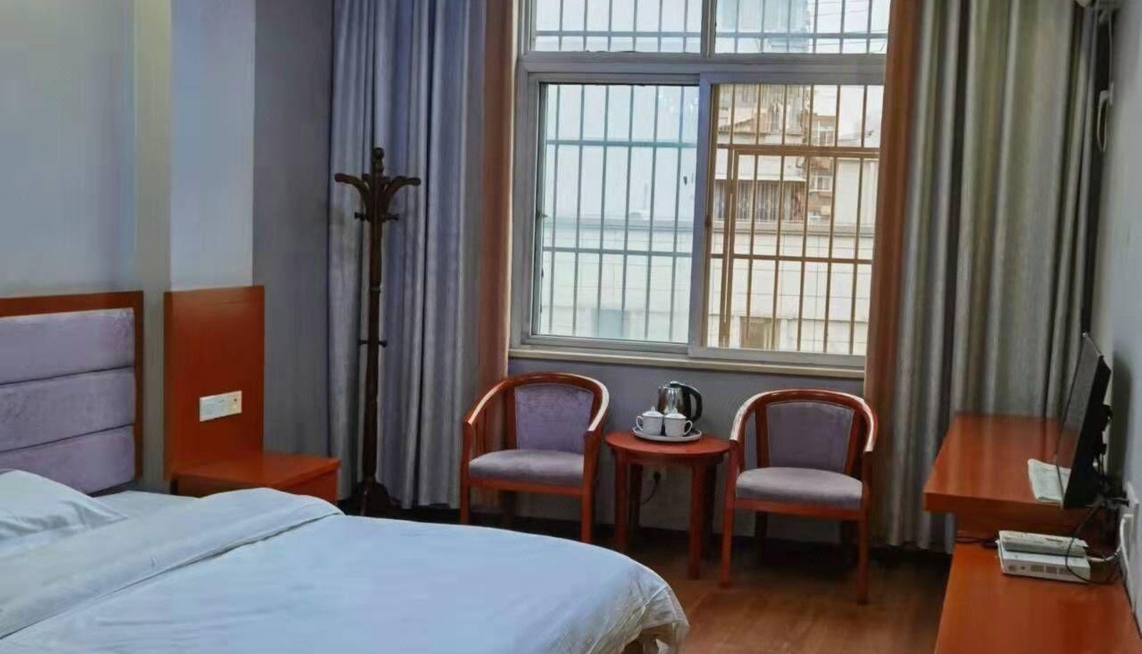 Zimmer - Xinying Hotel (Fujiapo Branch)