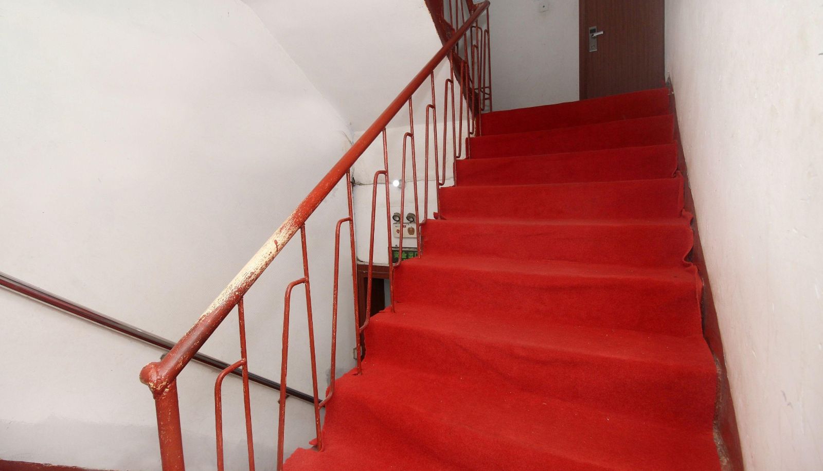 Zewnętrzna część hotelu - Dingshengyuan Business Hotel
