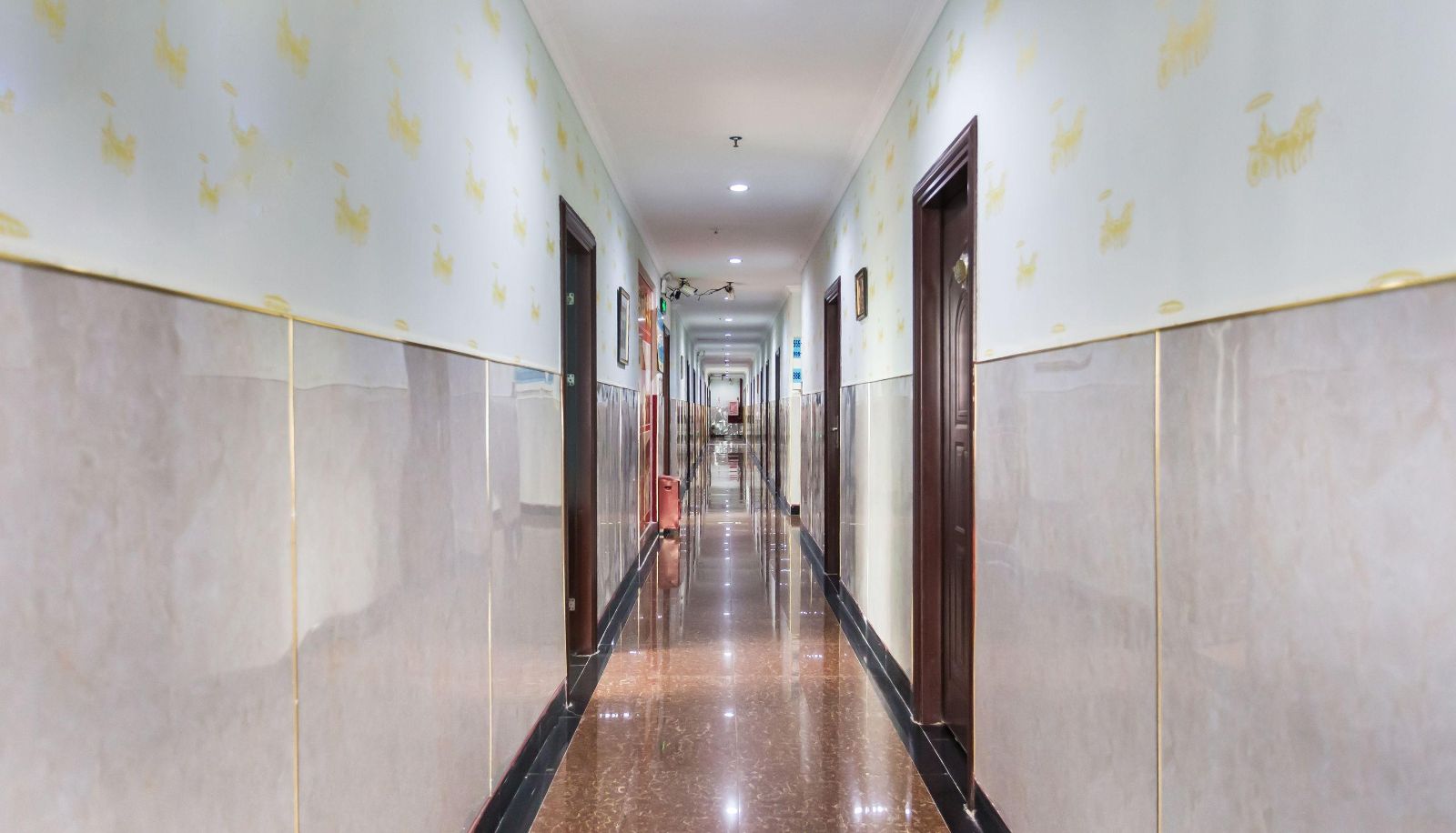 Hotel outdoor area - Jinzhuang Business Hotel