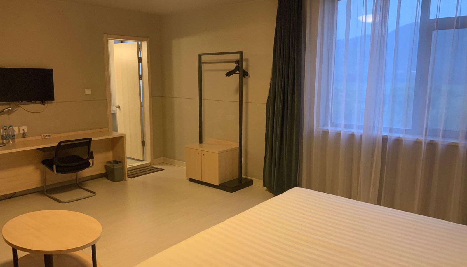 Business-Zimmer - Tianjin)  Jizhou Jinjiang Star (Renmin West Street Store