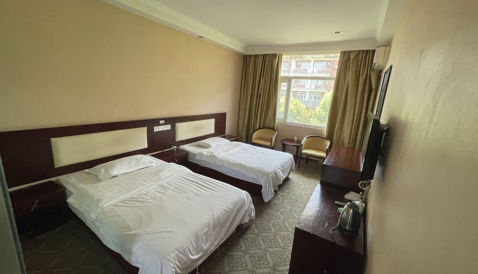 Room - Golden Coast Hotel (Health Road Branch)