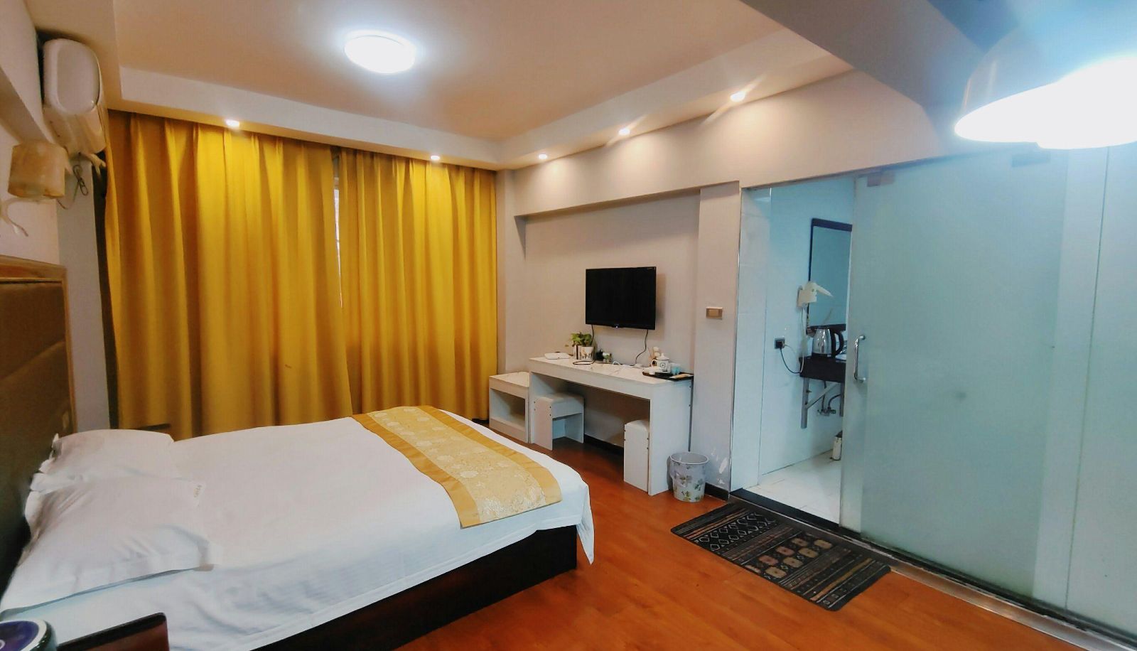 Kamer - Mengzhilan Business Hotel