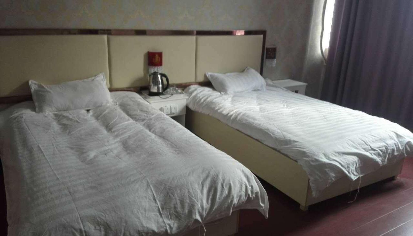 Kamer - Automobile Transportation Business Hotel