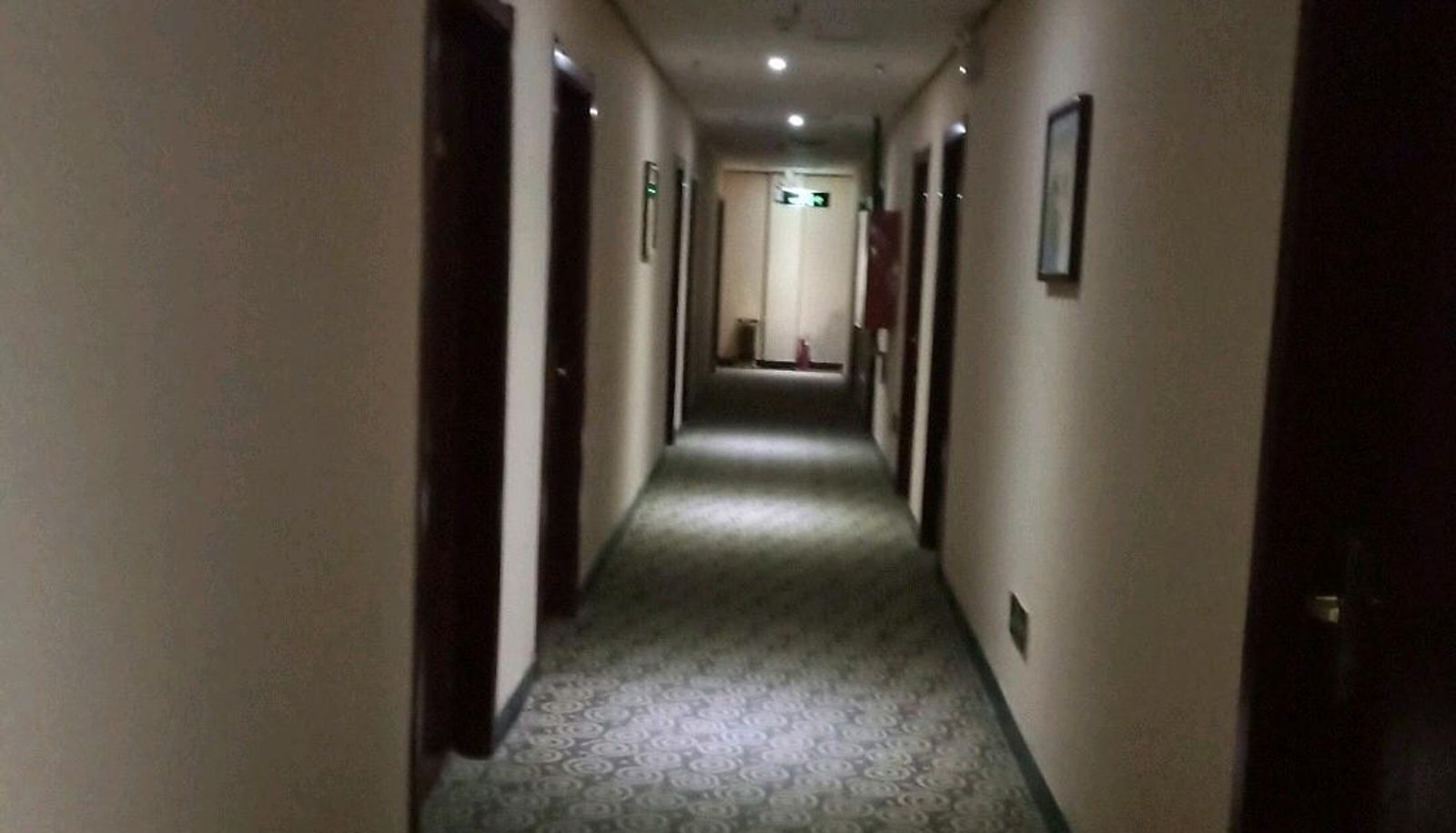 Area esterna dell'hotel - Jin Bolai Hotel