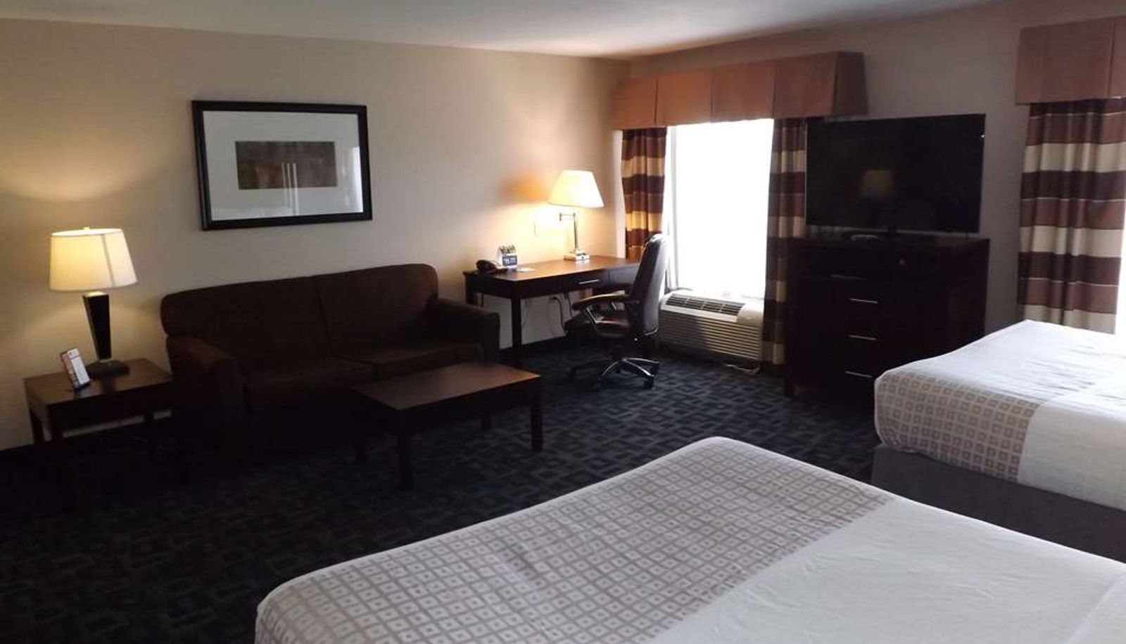 Room - Best Western Plus Kalamazoo Suites