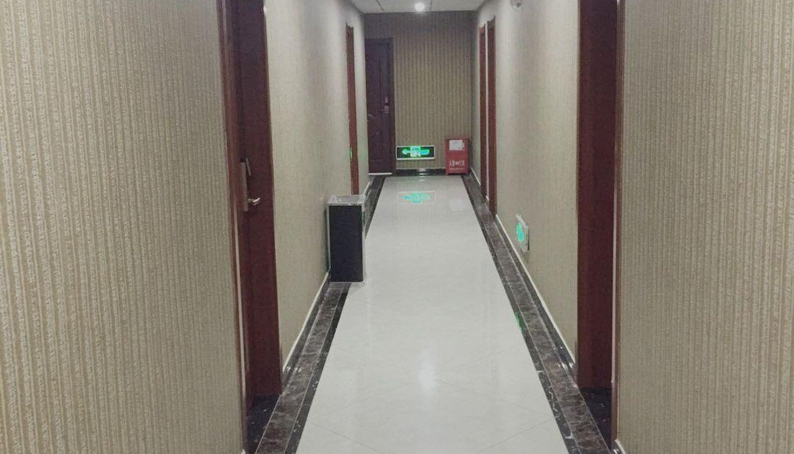 Hotel outdoor area - Jinjiang Hongcheng Hotel