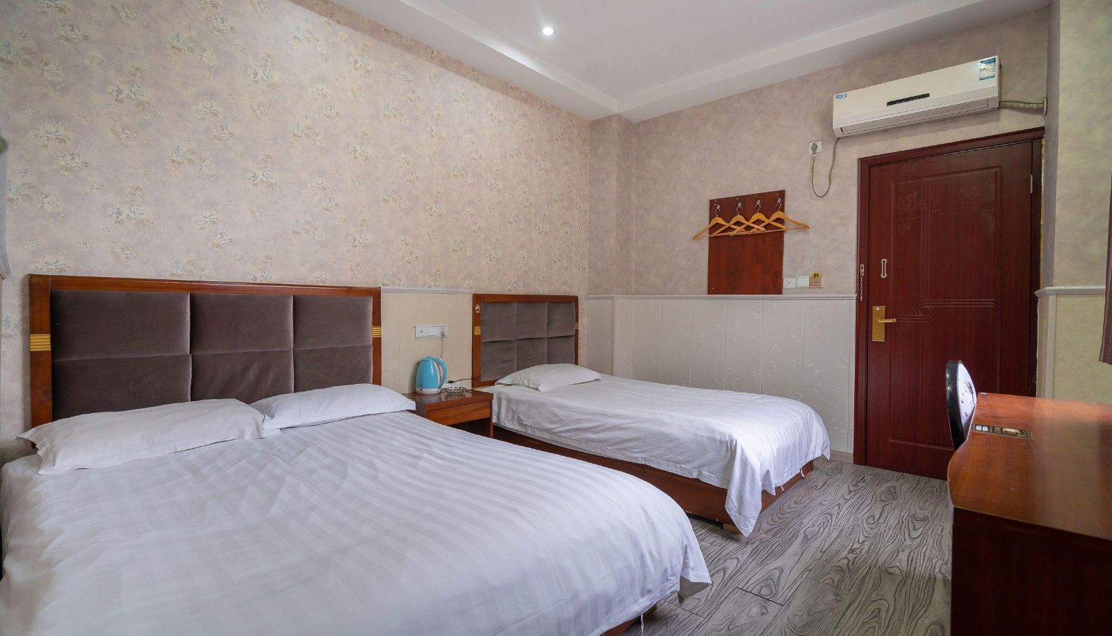 Familienzimmer - Aishang Holiday Hotel